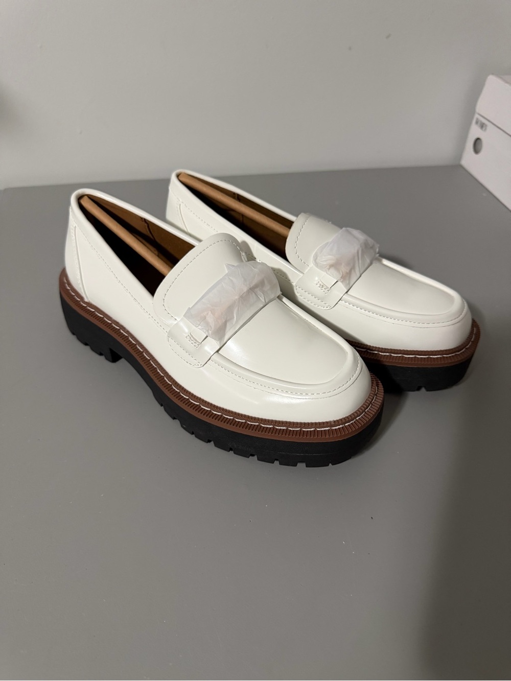 Dream Pairs White Chunky Platform Penny Loafers Lug Sole Size 7 NWT